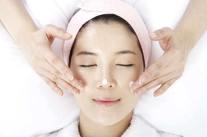 Korean Facial
